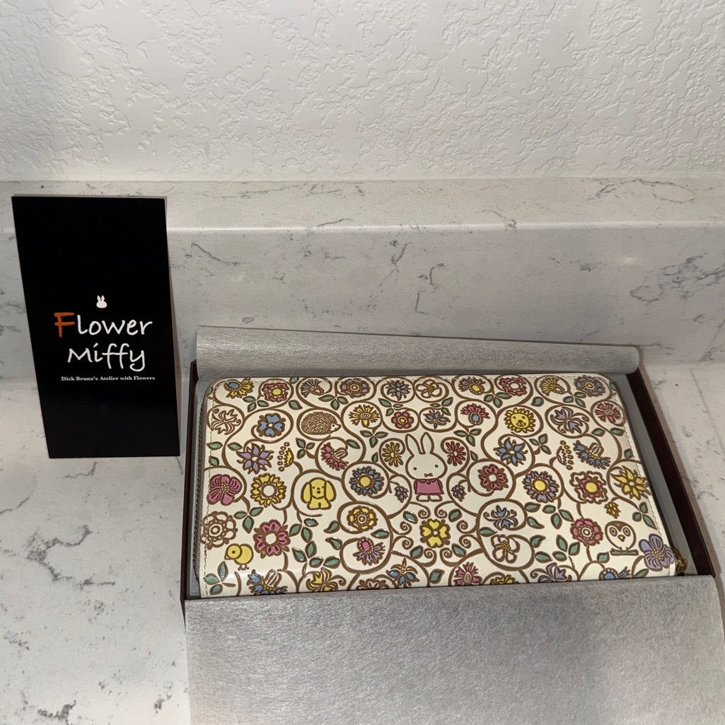 Ultra Rare Bunkoya Oozaki X Flower Miffy Artisan Hand Painted Leather Wallet